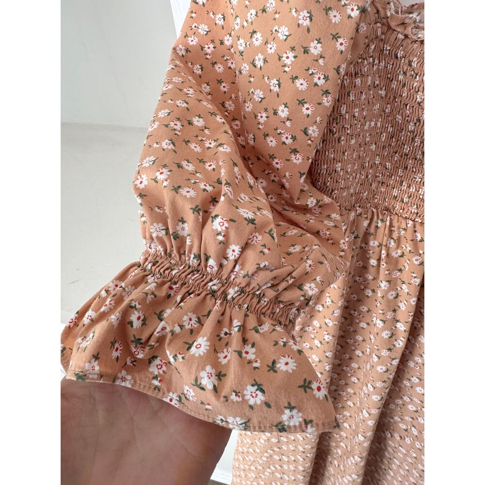 English Factory Tan Ditzy Floral Smocked Puff Sleeve Midi Dress Size XS - Picture 4 of 5